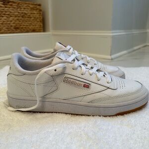 Reebok Classics size 10